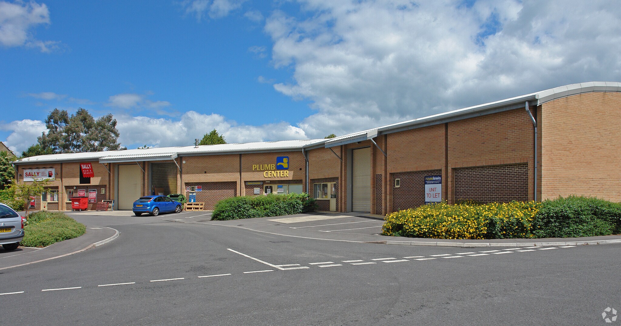 5 Chesterton Ln, Cirencester à louer Photo principale- Image 1 de 5