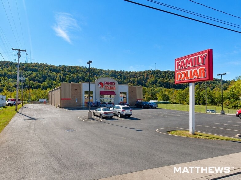 56330 National Rd, Bridgeport, OH à vendre - Photo du bâtiment - Image 2 de 4
