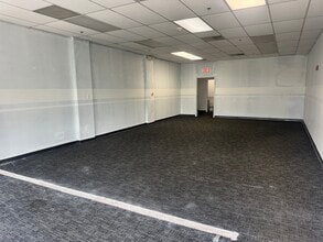 1001-1037 W Ogden Ave, Naperville, IL for lease Interior Photo- Image 1 of 3