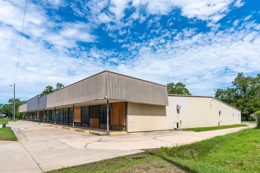 908 W Hill Ave, Valdosta, GA for sale - Building Photo - Image 2 of 27