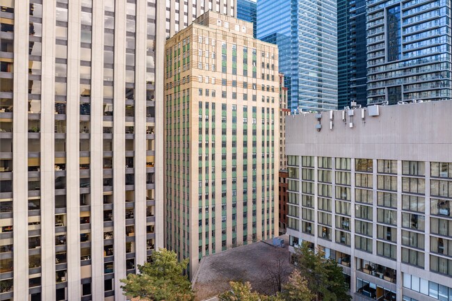 More details for 80 Richmond St W, Toronto, ON - Office for Lease