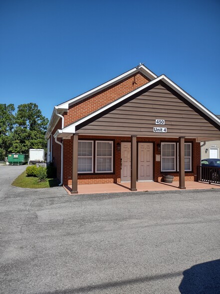 450 NC 24, Morehead City, NC for sale - Primary Photo - Image 1 of 1