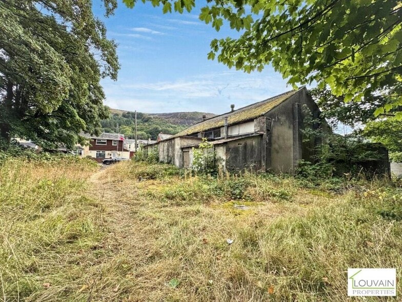 44 William St, Cwm à vendre - Photo du bâtiment - Image 2 de 11