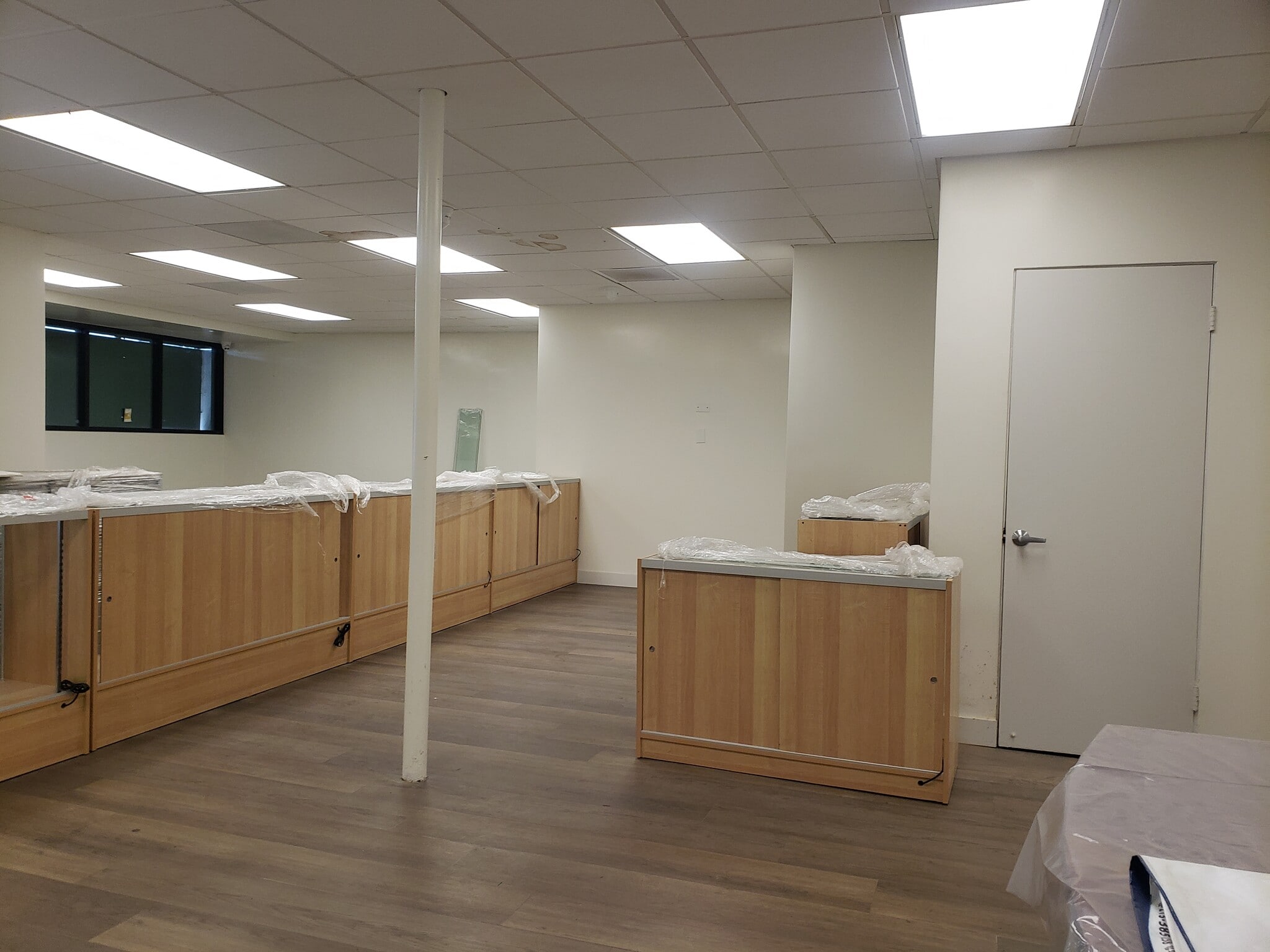 2181 W Venice Blvd, Los Angeles, CA à louer Photo intérieure- Image 1 de 10