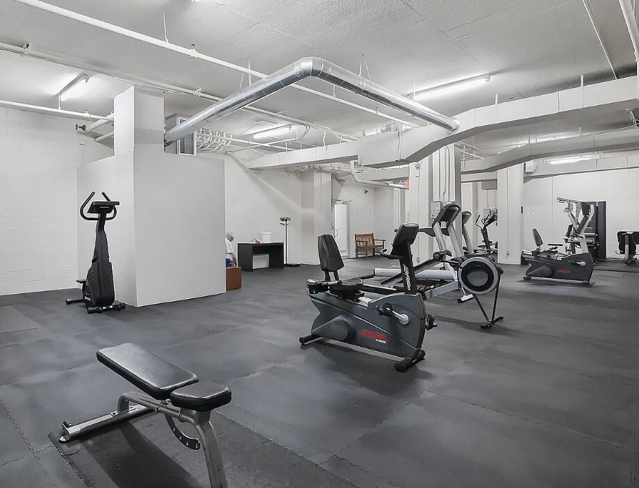 3713 S George Mason Dr, Falls Church, VA 22041 - Unit C1W - - Interior Photo - Image 2 of 5