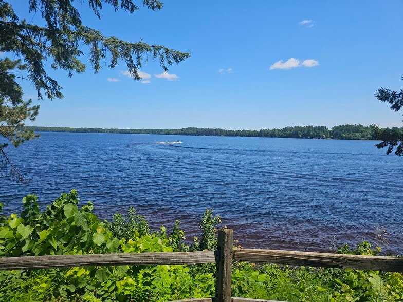 W770 Wind Song Ln, Park Falls, WI for sale - Building Photo - Image 2 of 51