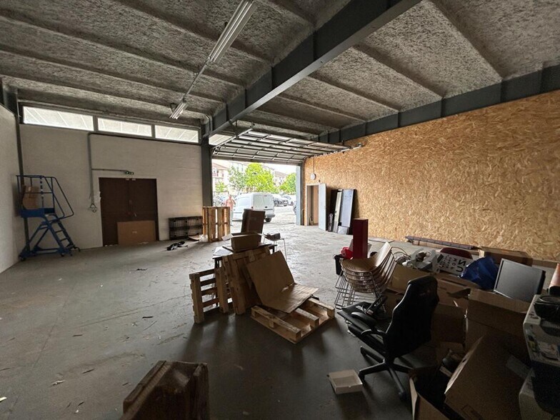 Flex dans Mérignac à louer - Photo du bâtiment - Image 3 de 9