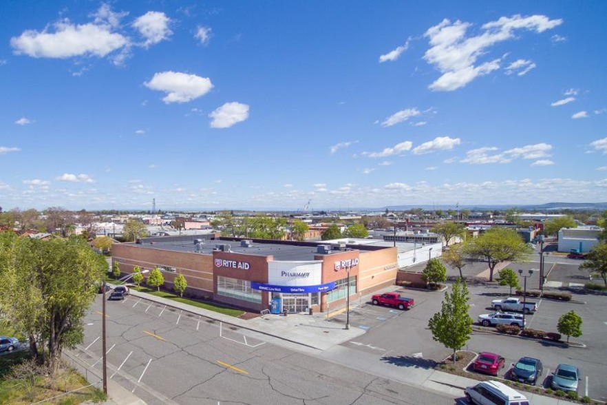 215 N 4th Ave, Pasco, WA for sale - Primary Photo - Image 1 of 1