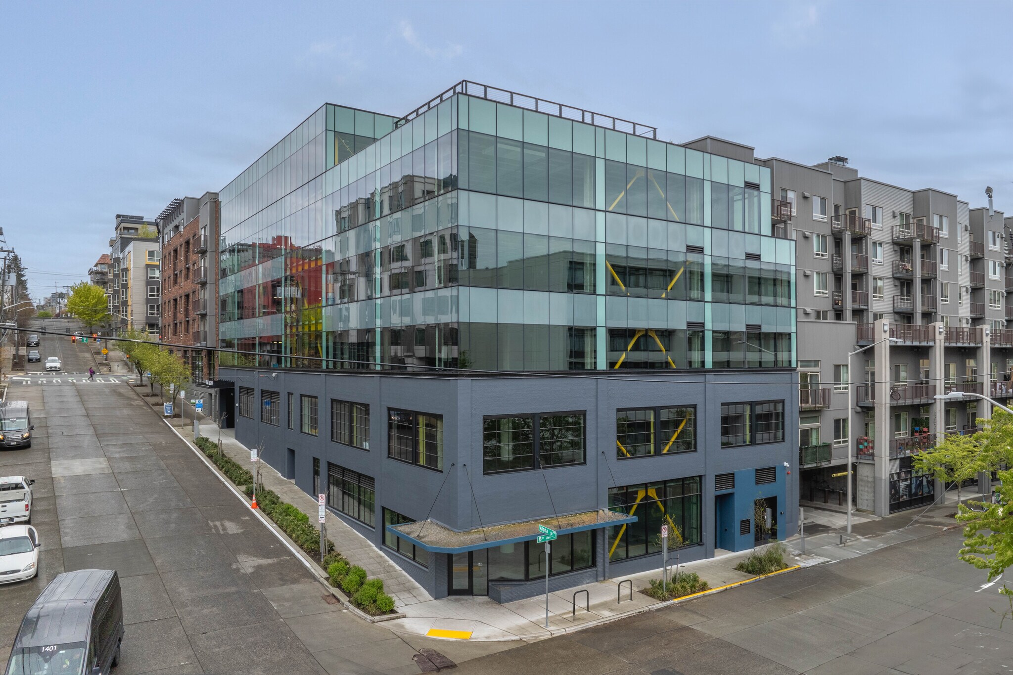 760 Aloha St, Seattle, WA à vendre Photo du bâtiment- Image 1 de 1