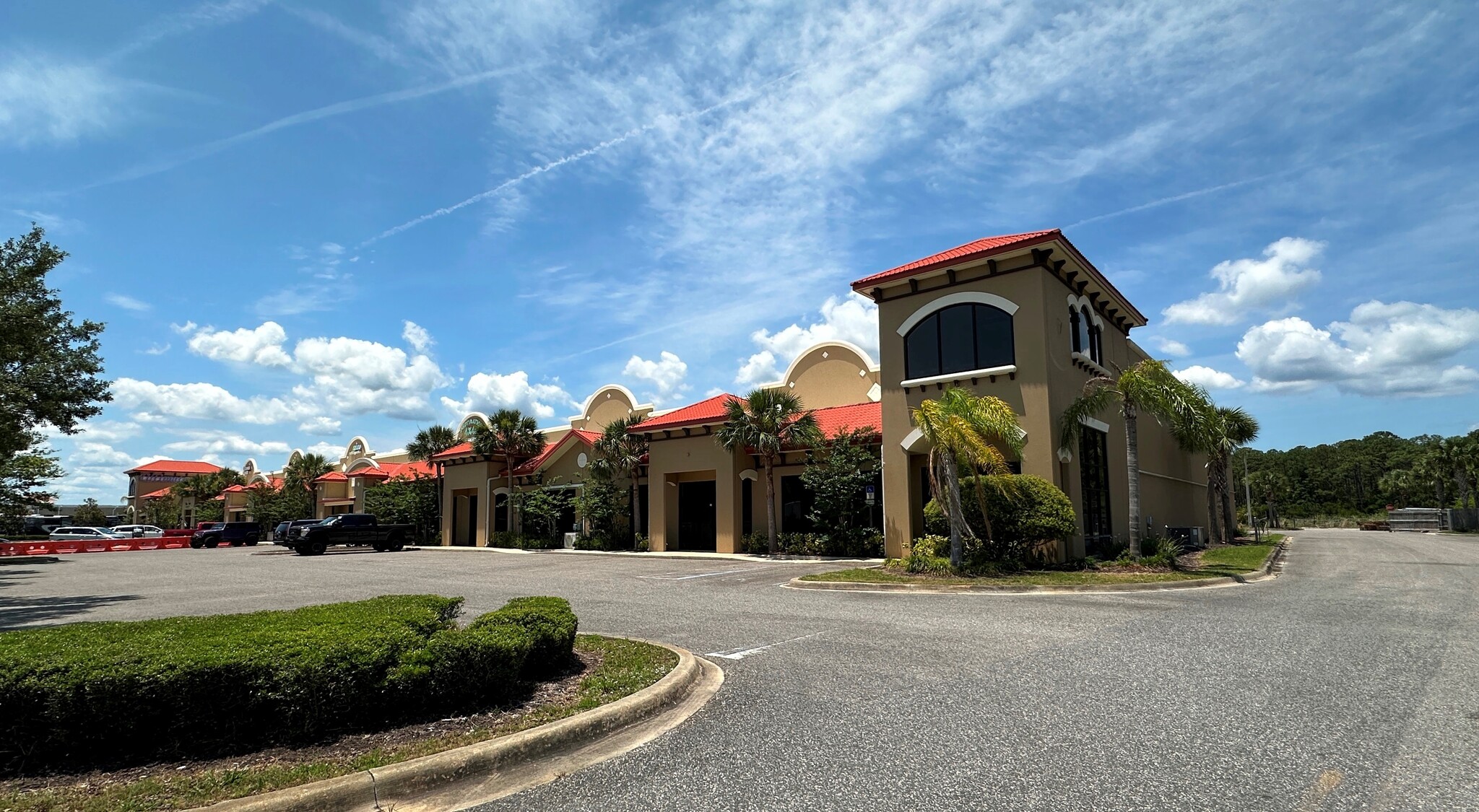 380 Destination Daytona Ln, Ormond Beach, FL à louer Photo principale- Image 1 de 10