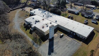 1129 S Chattanooga St, La Fayette GA - Warehouse