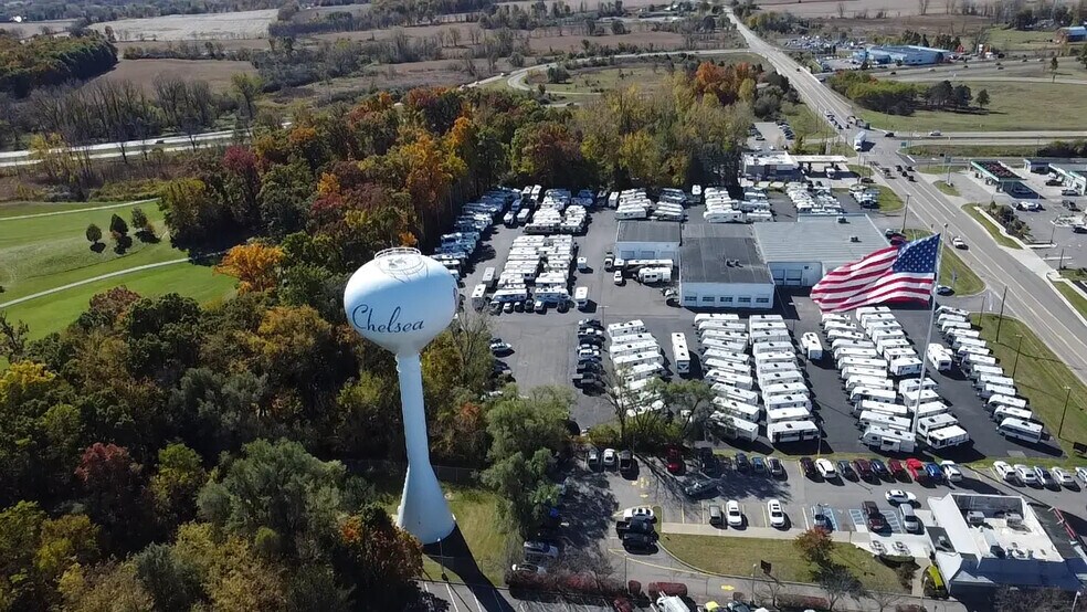 1603 S Main St, Chelsea, MI à vendre - Photo du bâtiment - Image 2 de 2