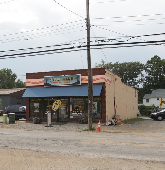 Plus de détails pour 47-53 Main Street – Commerce de détail à vendre, Queensbury, NY