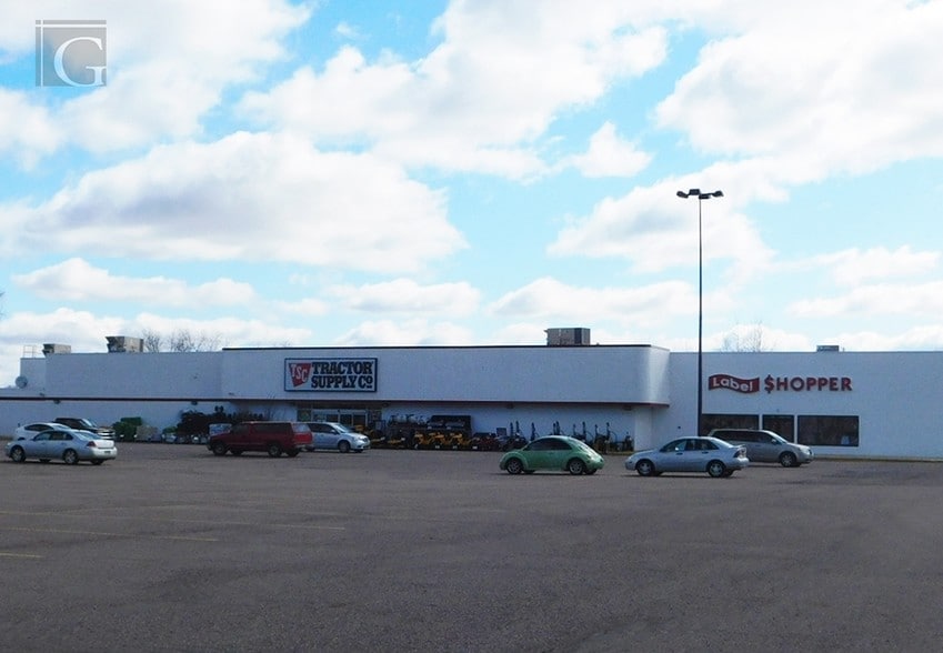 301 N Us Highway 131, Three Rivers, MI for sale - Building Photo - Image 3 of 6