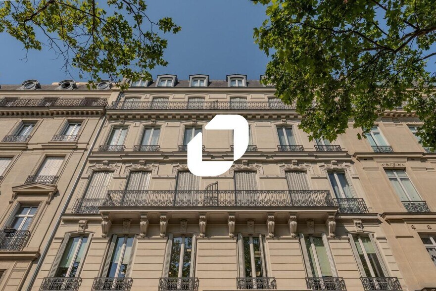 63 Avenue Marceau, Paris à vendre - Photo du bâtiment - Image 2 de 15