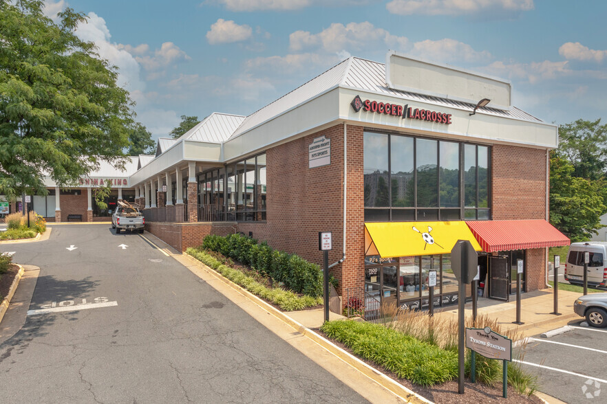 7500-7516 Leesburg Pike, Falls Church, VA for lease - Building Photo - Image 3 of 4