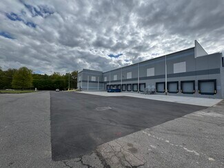 Plus de détails pour 140 Circle Dr N, Piscataway, NJ - Industriel à louer