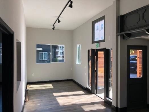 5119 Melrose Ave, Los Angeles, CA for lease - Interior Photo - Image 2 of 5