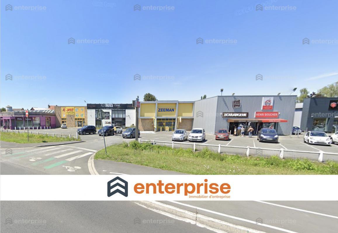 Retail in Roncq for lease Building Photo- Image 1 of 3