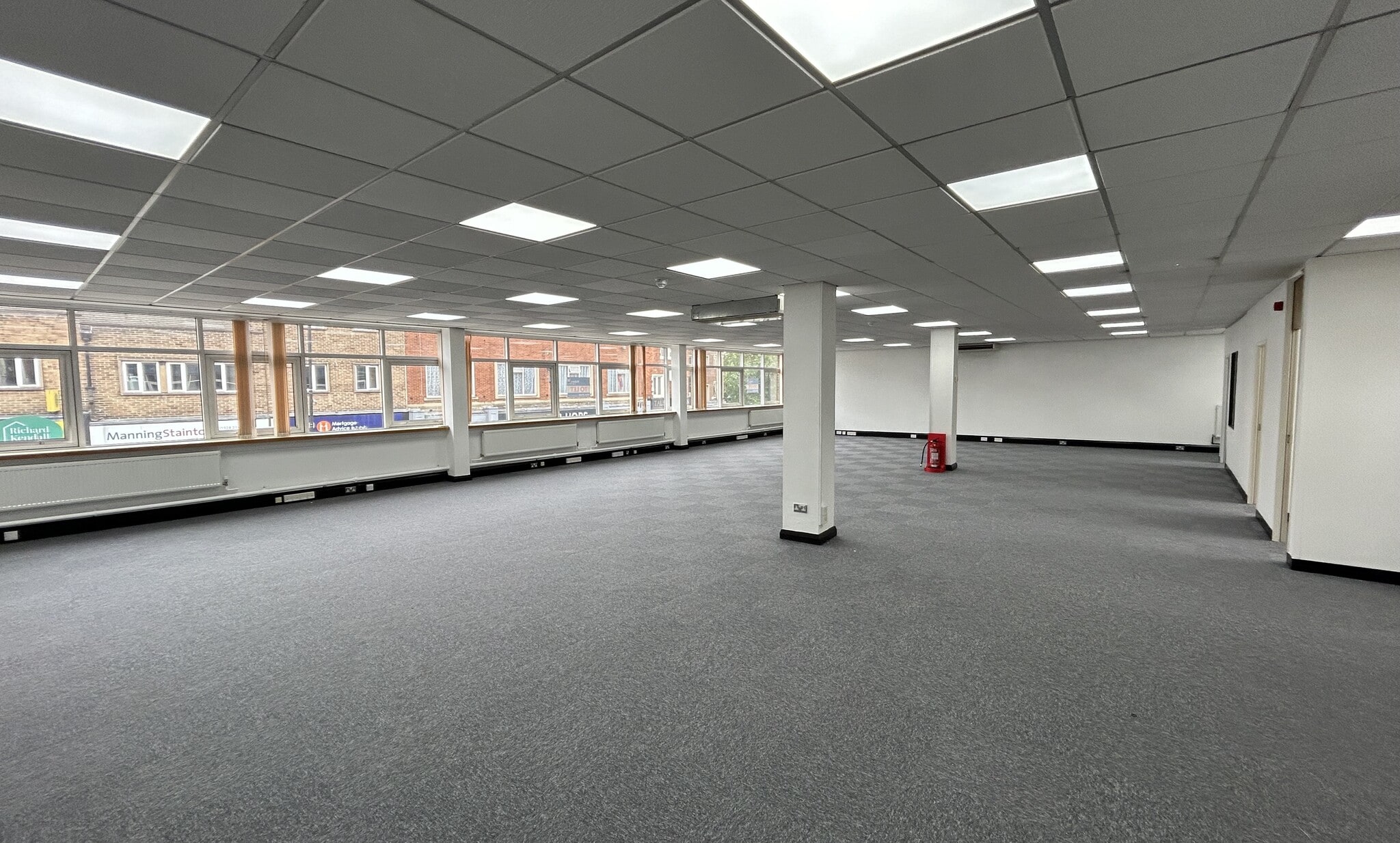 1-3 Cross St, Wakefield for lease Interior Photo- Image 1 of 2