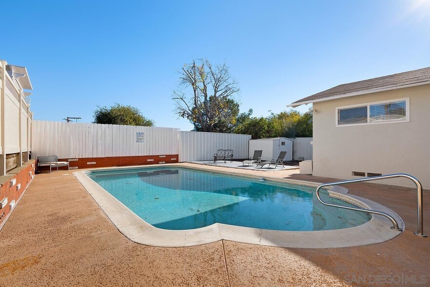 5935 Joel Ln, La Mesa, CA for sale - Primary Photo - Image 2 of 2