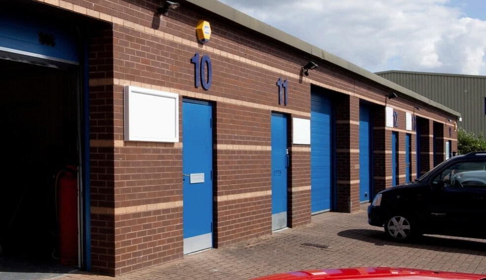 Wellington Rd, Alcester à louer - Photo du bâtiment - Image 1 de 2