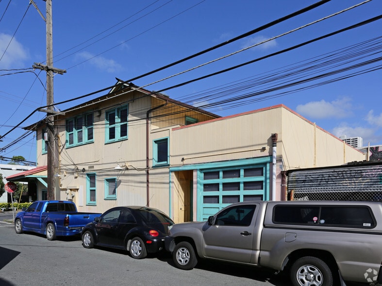 894 Queen St, Honolulu, HI for lease - Building Photo - Image 2 of 28