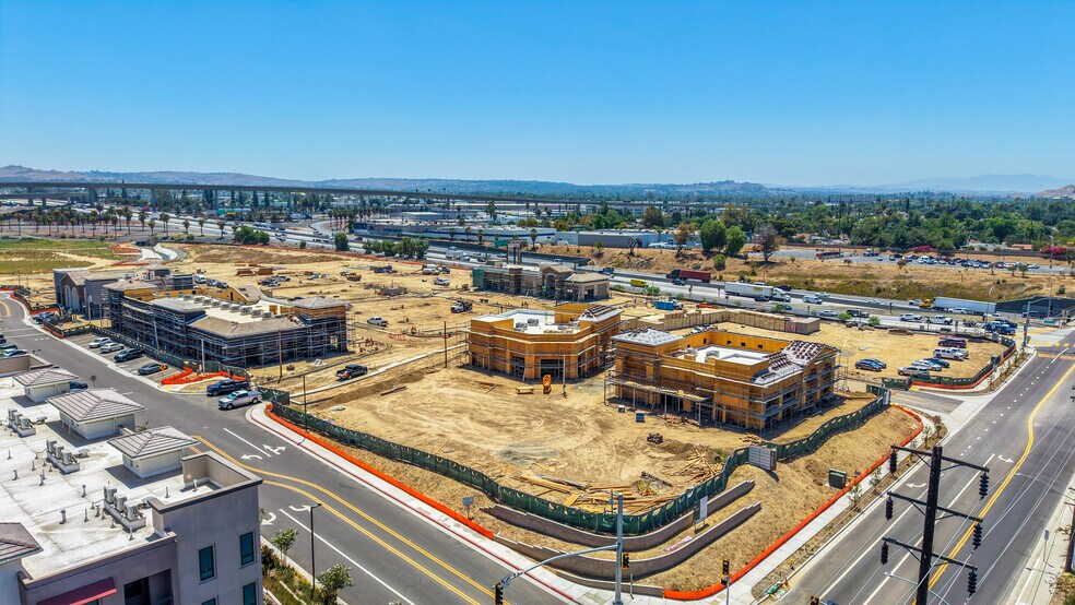 N Orange St, Riverside, CA for lease - Building Photo - Image 3 of 10