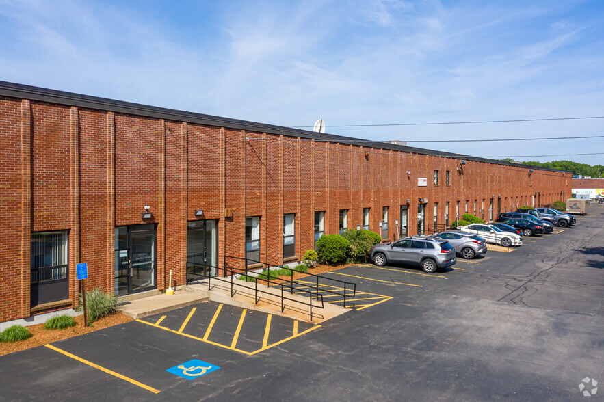 110 Shawmut Rd, Canton, MA for lease - Building Photo - Image 1 of 6