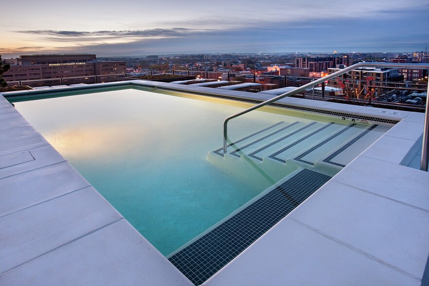 2112 8th St NW, Washington, DC à louer - Photo du bâtiment - Image 3 de 51