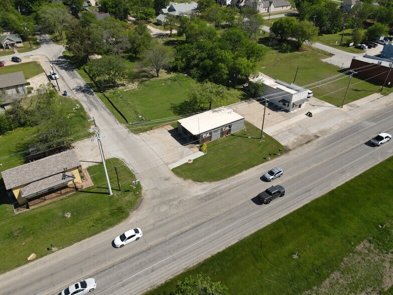 102 Dallas St E, Argyle, TX à vendre - Photo du bâtiment - Image 3 de 16