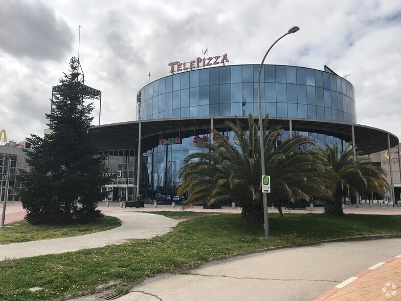 Plaza de Juan Carlos i, 1, Getafe, Madrid for sale - Building Photo - Image 2 of 3