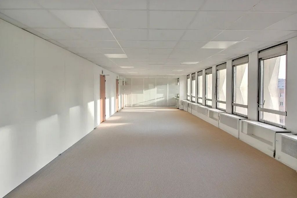 9-11 Rue Georges Pitard, Paris for lease Interior Photo- Image 1 of 6