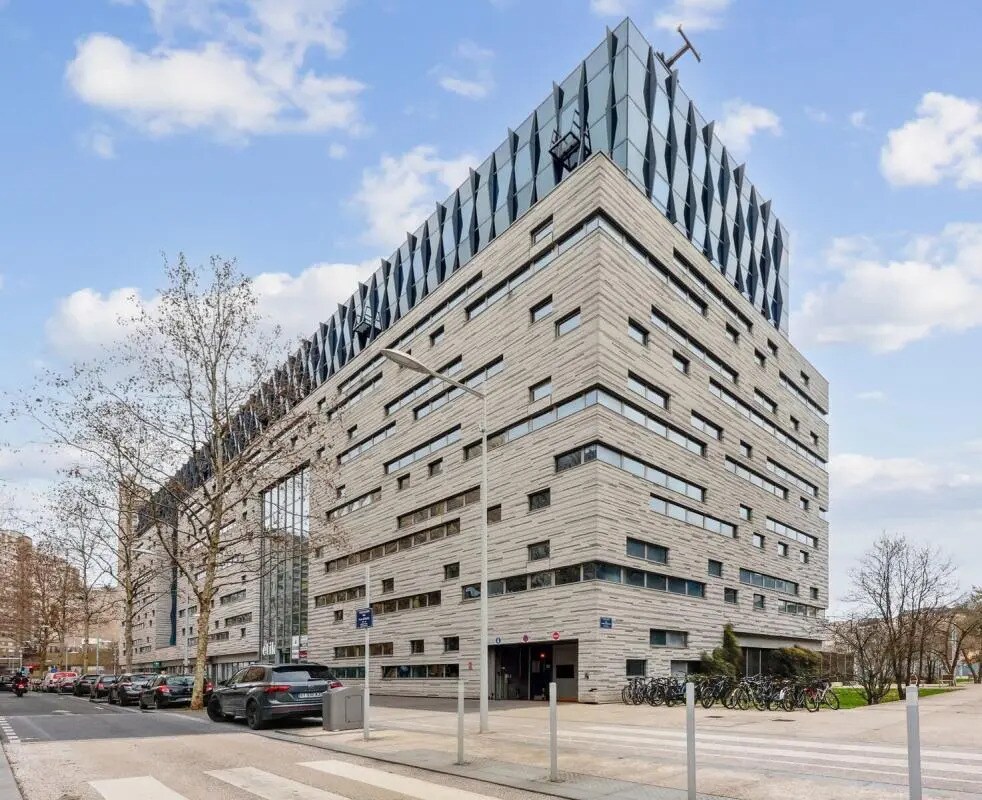 892-896 Rue Yves Kermen, Boulogne-Billancourt for lease Primary Photo- Image 1 of 17