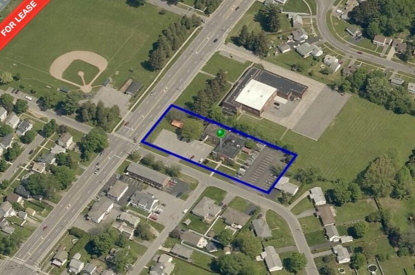 305 E Locust St, Rome, NY for lease - Building Photo - Image 1 of 1