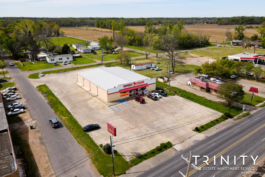 504 Ee Wallace Blvd N, Ferriday, LA à vendre - Photo principale - Image 1 de 7