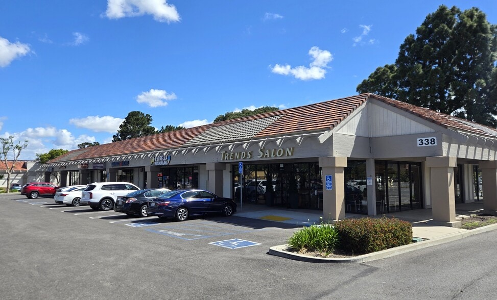 230-238 E Betteravia Rd, Santa Maria, CA for lease - Building Photo - Image 2 of 4