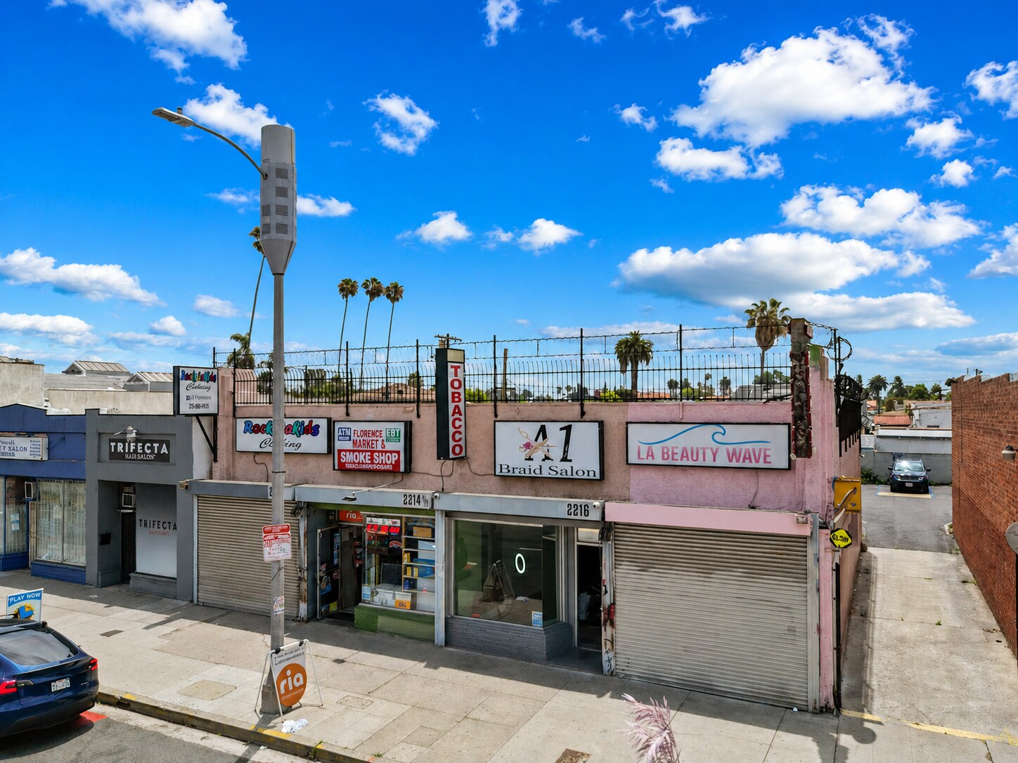 2214-2218 W Florence Ave, Los Angeles, CA à vendre Photo du bâtiment- Image 1 de 6