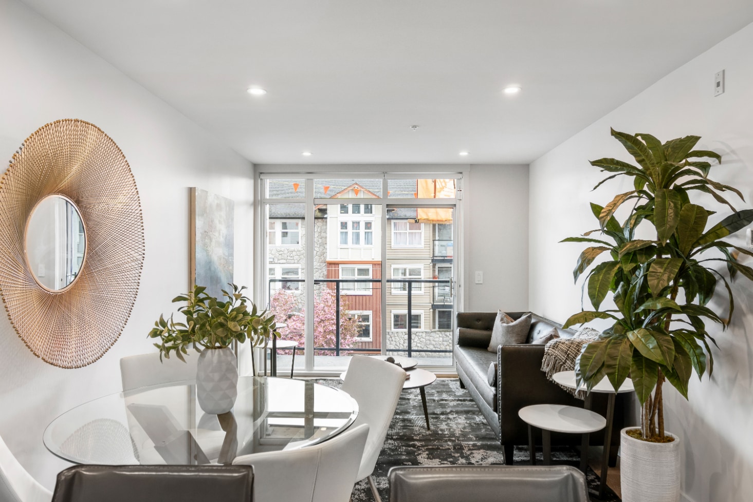 2830 Peatt Rd, Victoria, BC à louer Photo du bâtiment- Image 1 de 9