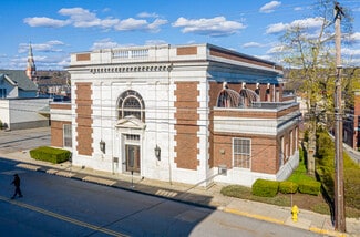 Plus de détails pour 236 Prospect St, Torrington, CT - Commerce de détail à vendre