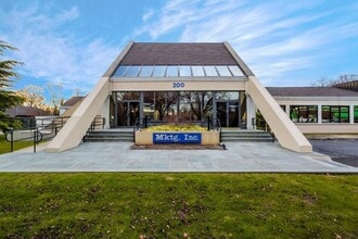 200 Carleton Ave, East Islip, NY for lease Interior Photo- Image 1 of 3