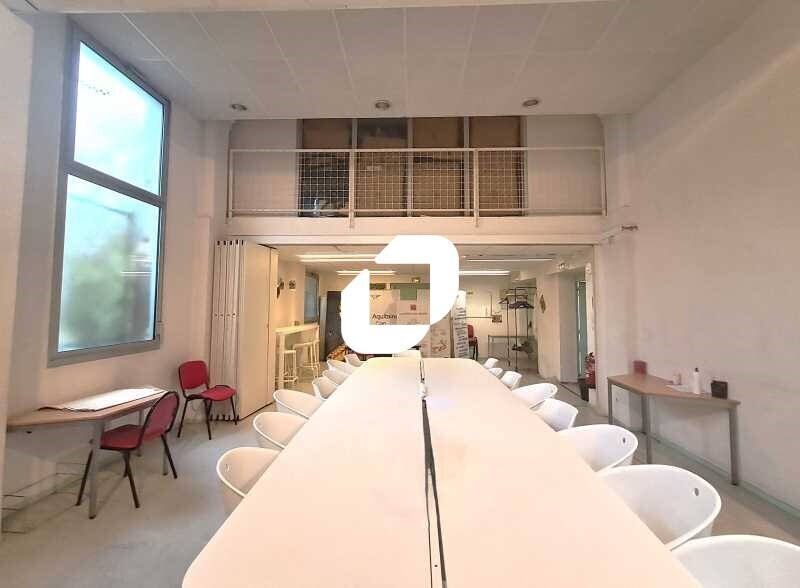 Office in Bordeaux for sale - Building Photo - Image 2 of 9
