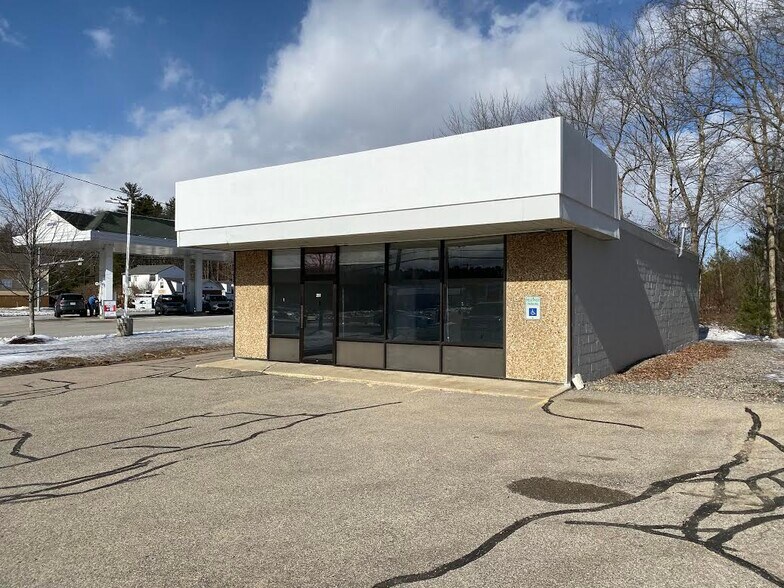 251 Atlantic Ave, North Hampton, NH for sale - Building Photo - Image 1 of 1