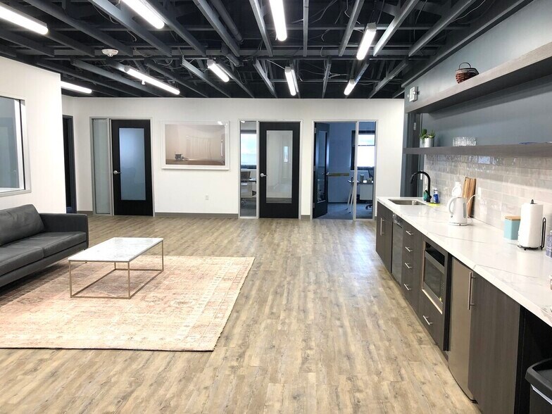 4376 Forestdale Dr, Park City, UT à louer - Photo du bâtiment - Image 2 de 5