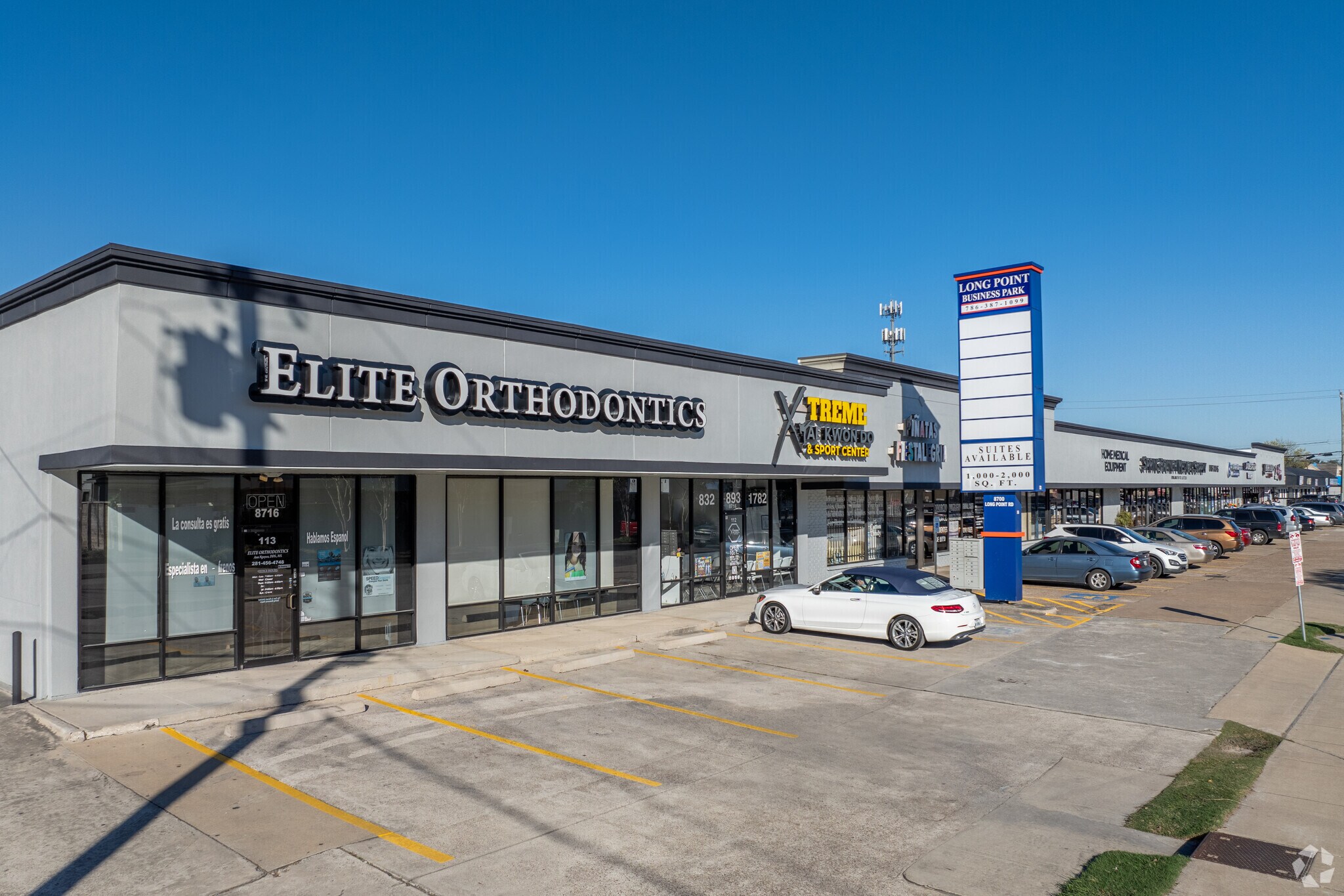 8700 Long Point Rd, Houston, TX à louer Photo du bâtiment- Image 1 de 27
