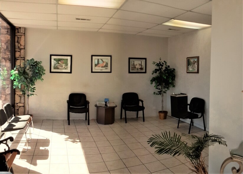 8090 North Point Blvd, Winston-Salem, NC for sale - Building Photo - Image 3 of 21