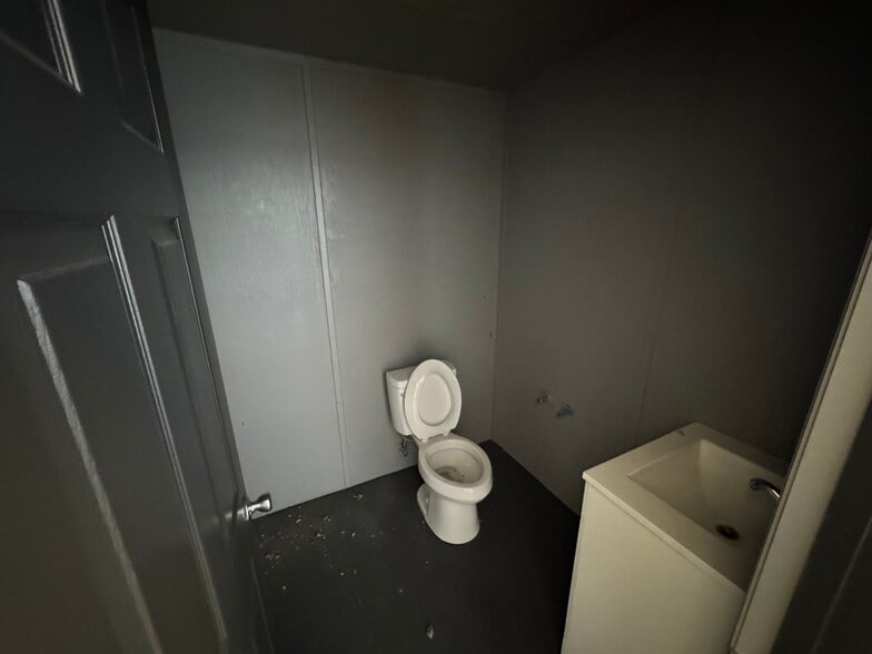 110 Commercial Pl, Sebring, FL à louer - Photo du bâtiment - Image 3 de 11