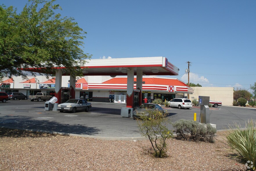 3602 N Oracle Rd, Tucson, AZ à vendre - Photo du bâtiment - Image 2 de 16