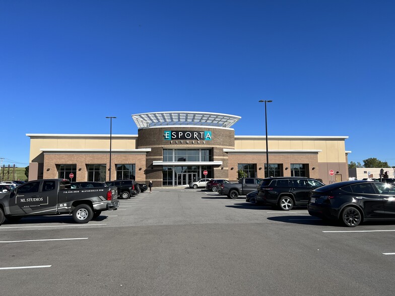 6610 Niagara Falls Blvd, Niagara Falls, NY for lease - Building Photo - Image 3 of 5