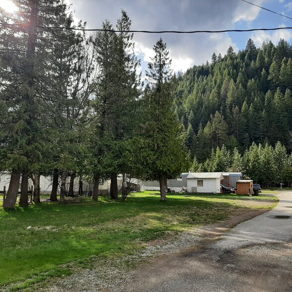 606 W Yellowstone Ave, Silverton, ID à vendre - Photo du bâtiment - Image 1 de 1